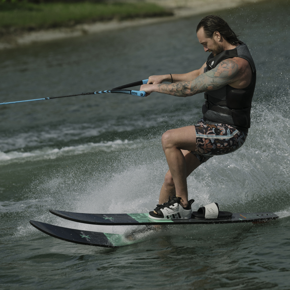 Radar X-Caliber skis nautiques combo 67 pouces 7
