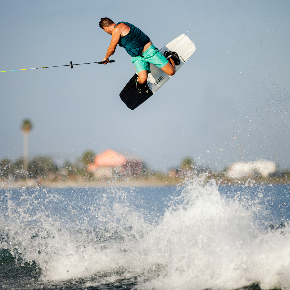 Ronix One Legacy Core set de wakeboard 134 cm avec chausses One 7