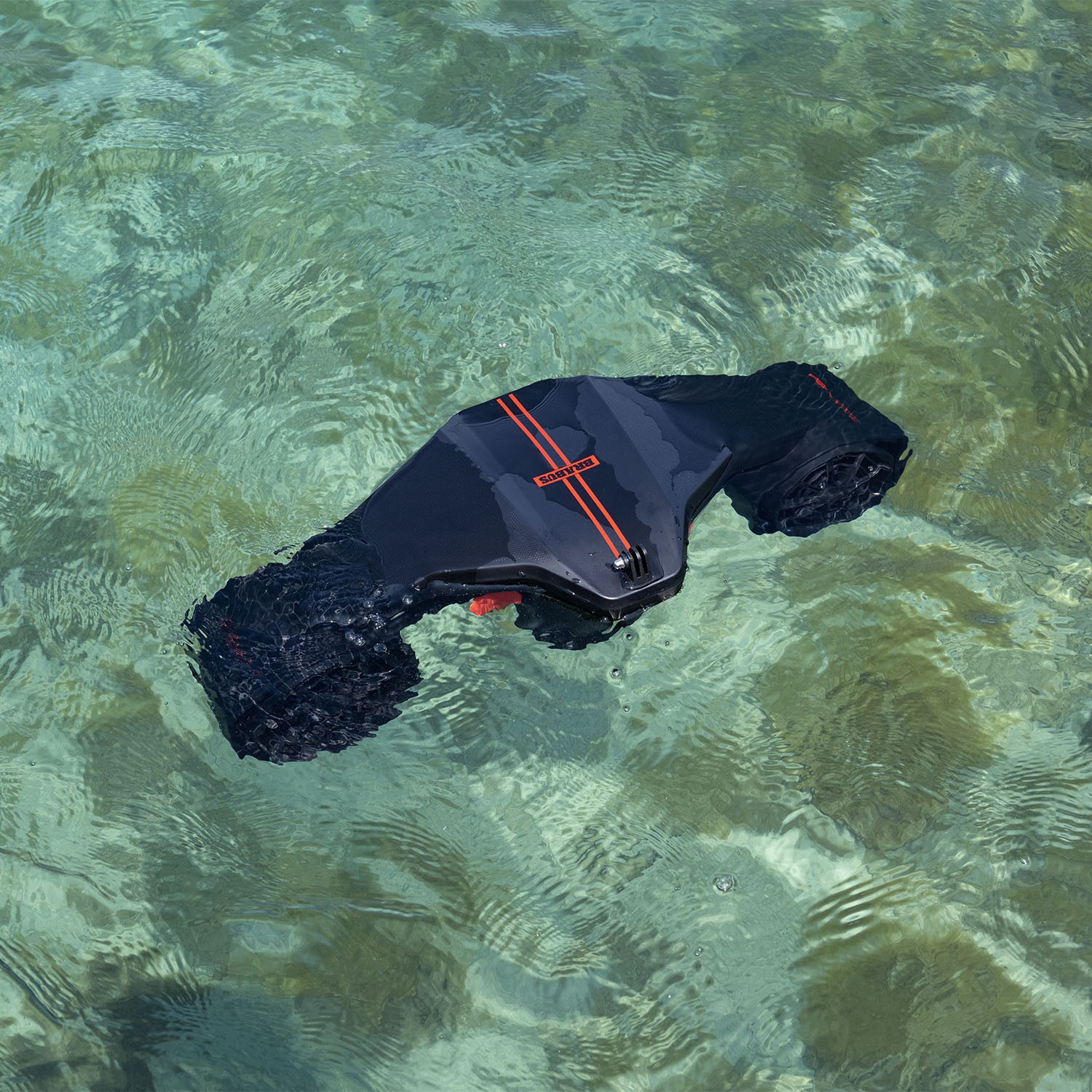 Jobe x Brabus Shadow ensemble seascooter 10