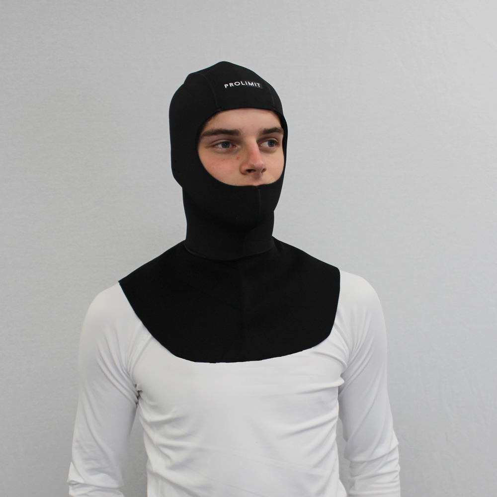 cagoule en néoprène avec col