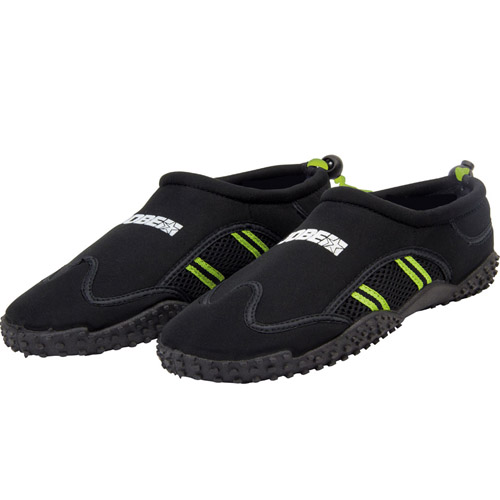 chaussures aquatiques basses