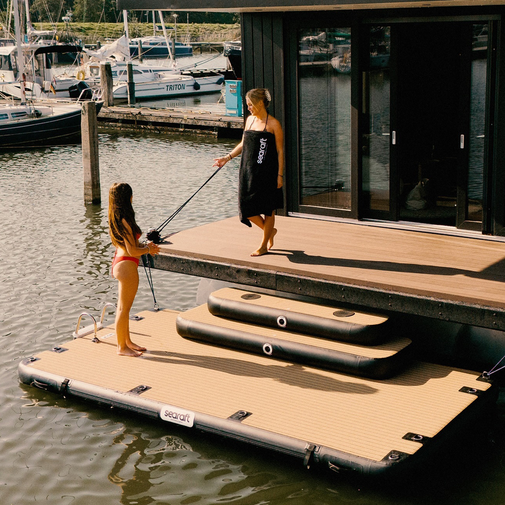 SeaRaft Airstep transom bumper large teak deck noir 6