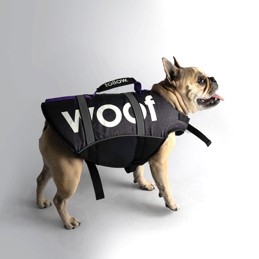 gilet de sauvetage pour chien noir