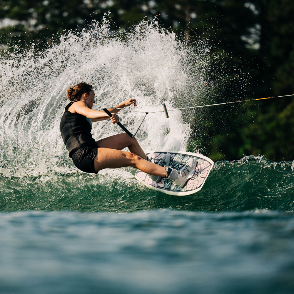 Liquid Force ME wakeboard 138 cm 8