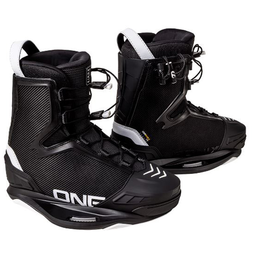One chausses de wakeboard
